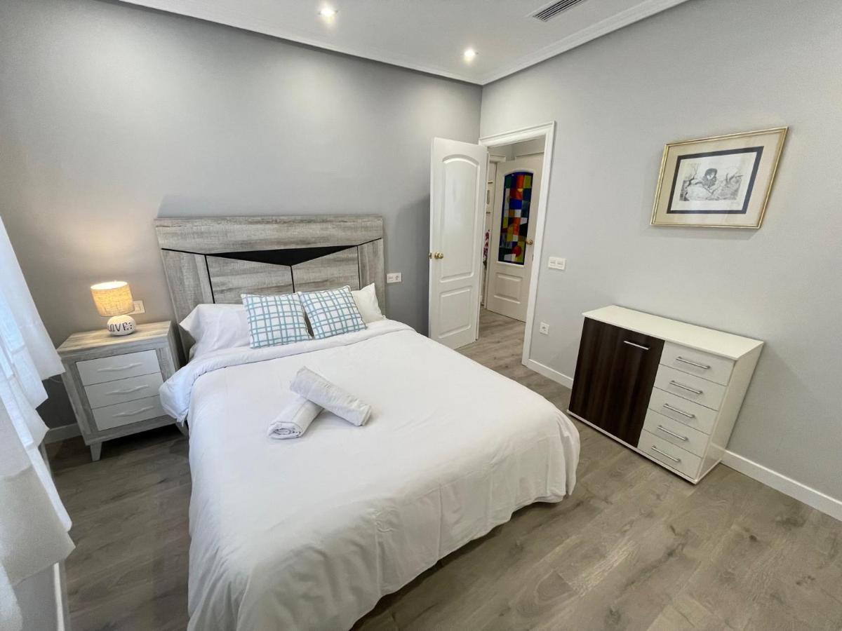 Brocense Centro 2 Habitaciones سلامنكا المظهر الخارجي الصورة