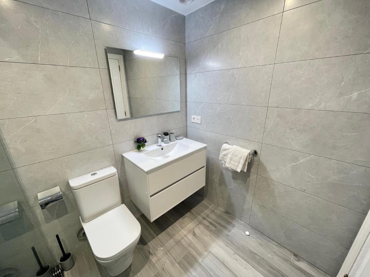 Brocense Centro 2 Habitaciones سلامنكا المظهر الخارجي الصورة