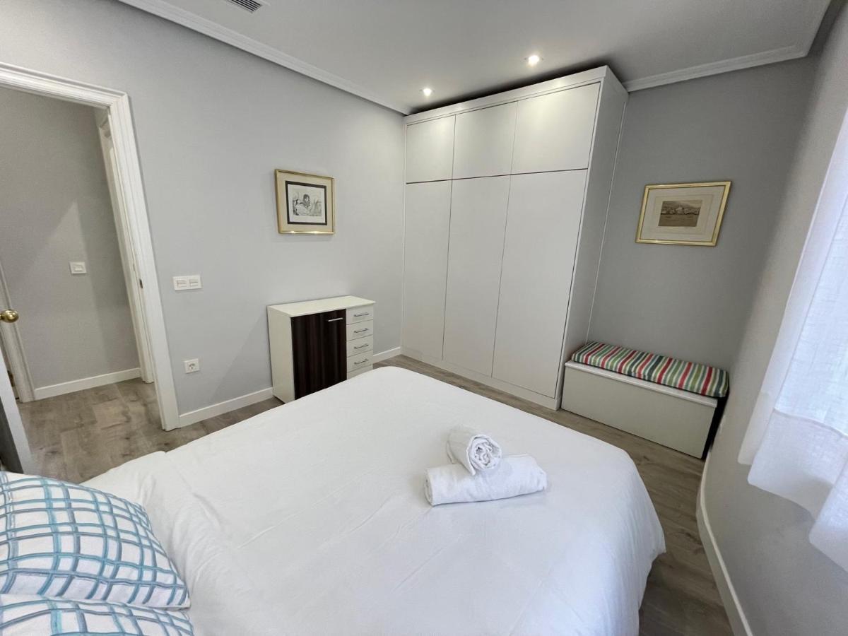 Brocense Centro 2 Habitaciones سلامنكا المظهر الخارجي الصورة